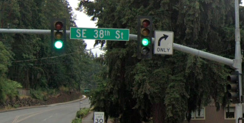 Right turn onto SE 38th St